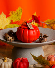 Φόρτωση εικόνας στο εργαλείο προβολής Συλλογής, Handmade Concrete Candle