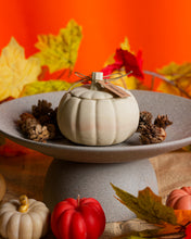 Φόρτωση εικόνας στο εργαλείο προβολής Συλλογής, Handmade Concrete Candle